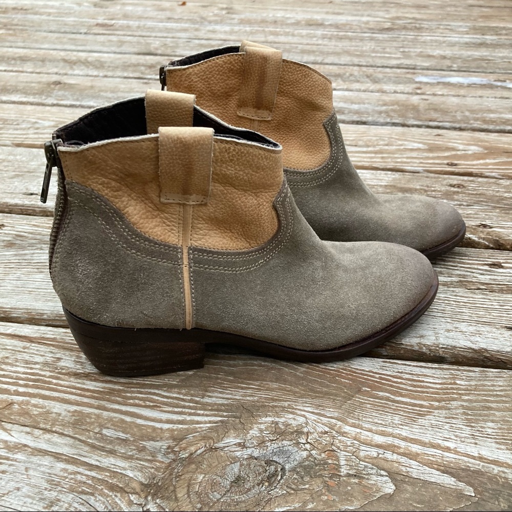 Steve Madden Leather Midnight Ankle Boot - Picture 5 of 7